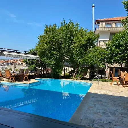 Otel Villas Sozopol 2*