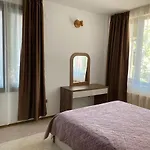 Hotel Villas Sozopol 2*