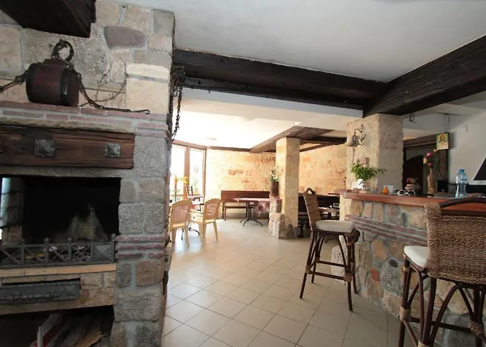 호텔 Villas Sozopol 2*